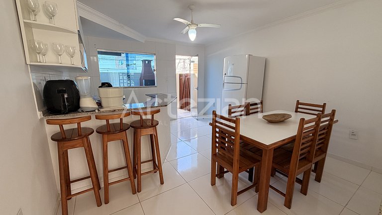 Apartamento para Família de Até 8 Pessoas em Taperapuan #005